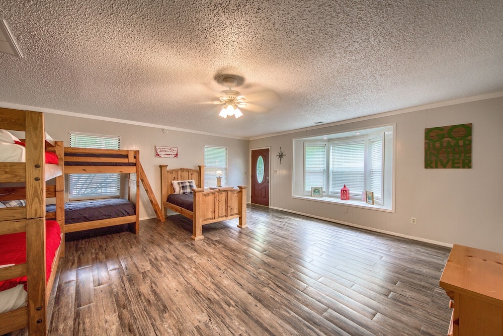 House, 4 Bedrooms