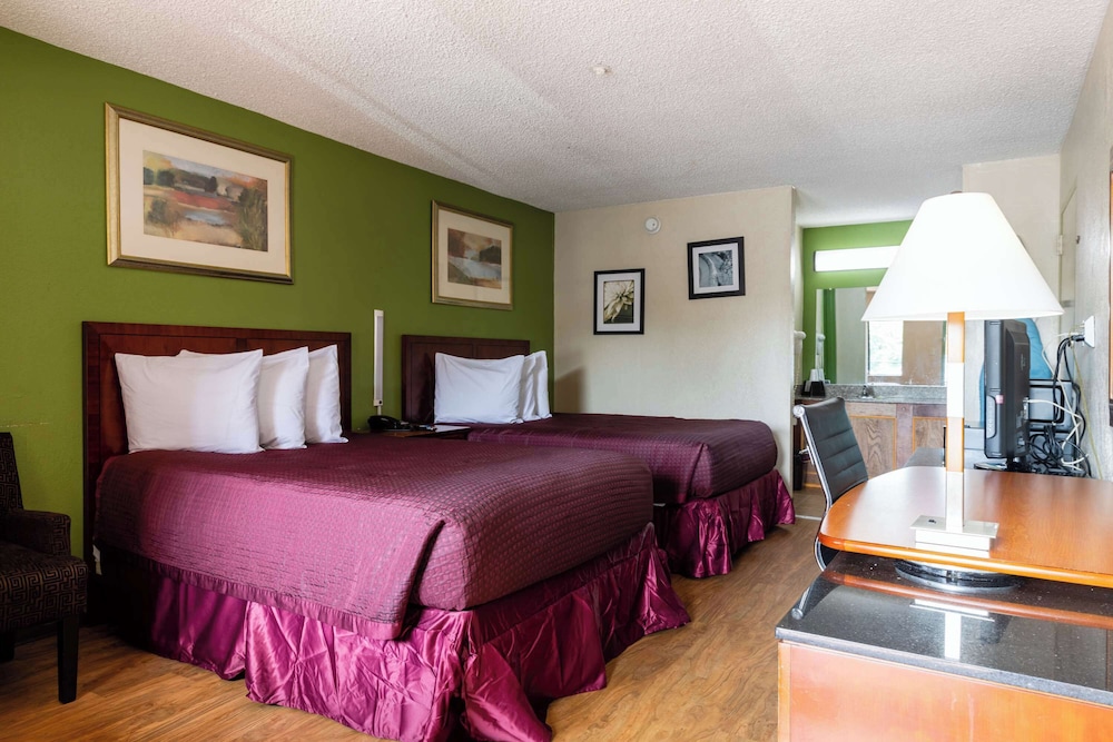 Deluxe Room, 2 Double Beds, Non Smoking - Photo 1