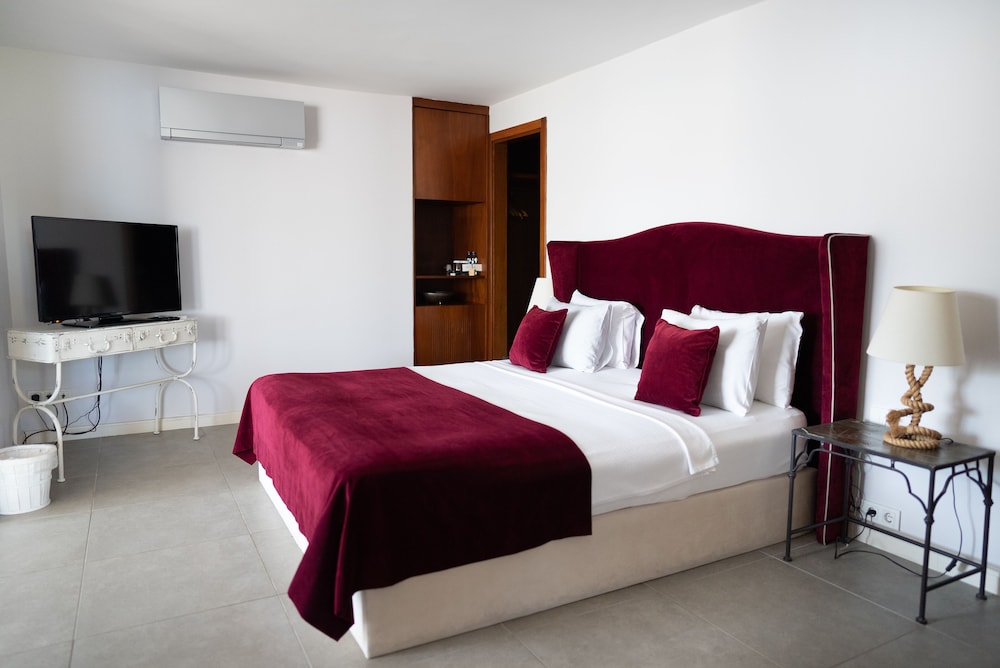Suite 81 - Photo 9