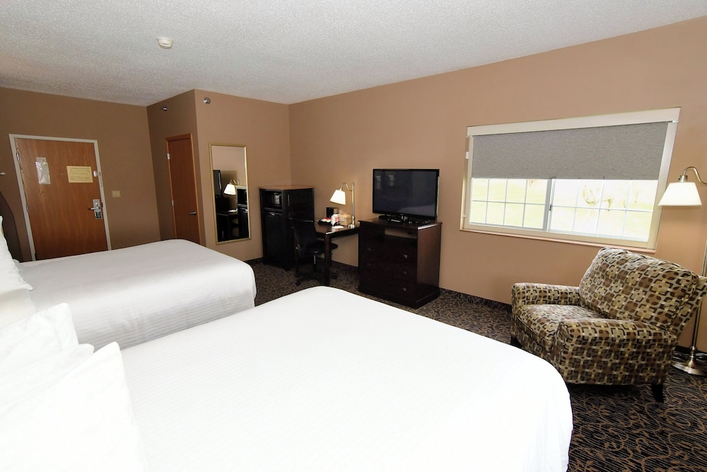 Suite, 2 Queen Beds, Non Smoking photo 1