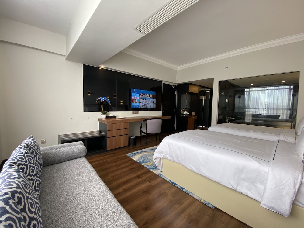 Deluxe Twin Room photo 2