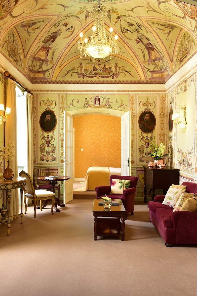 Suite (Special, 2Ad+1Chd) - Photo 1