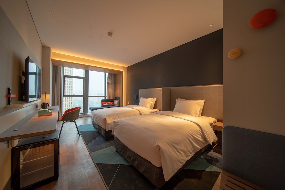 Standard Room, 2 Twin Beds (High Floor) - Photo 3