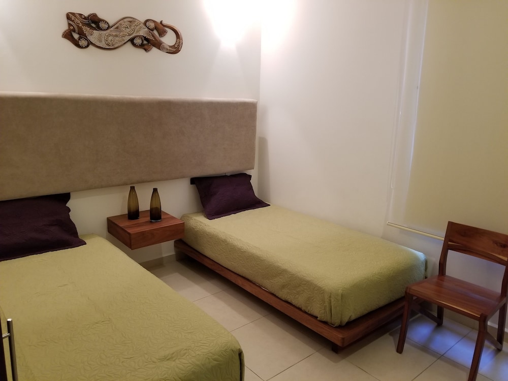 Luxury Apartment, 2 Bedrooms, Terrace photo 3