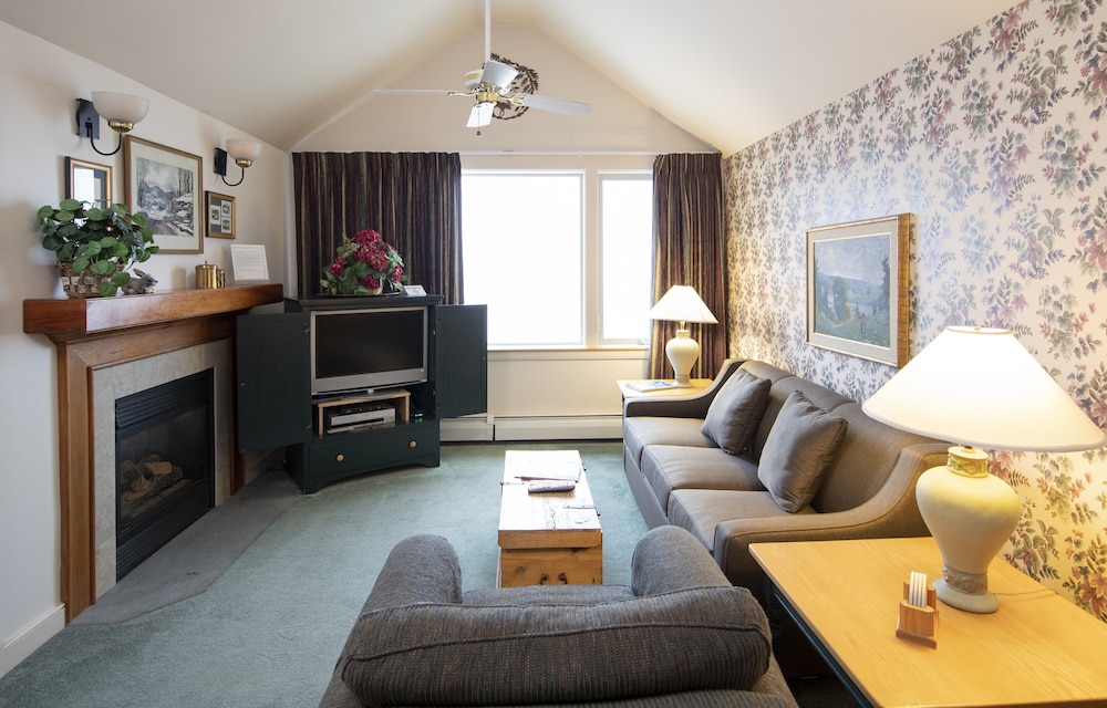 Solitude Village One Bedroom Penthouse