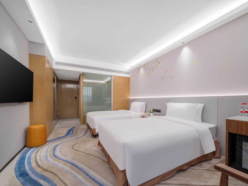 Elegant Twin Room - Photo 3