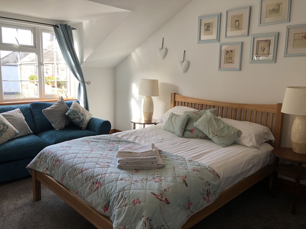 Comfort Double Room, Ensuite, Courtyard View photo 2