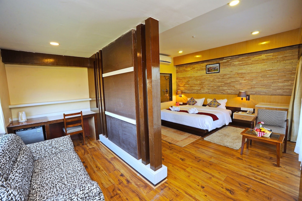 Junior Suite, Lake View