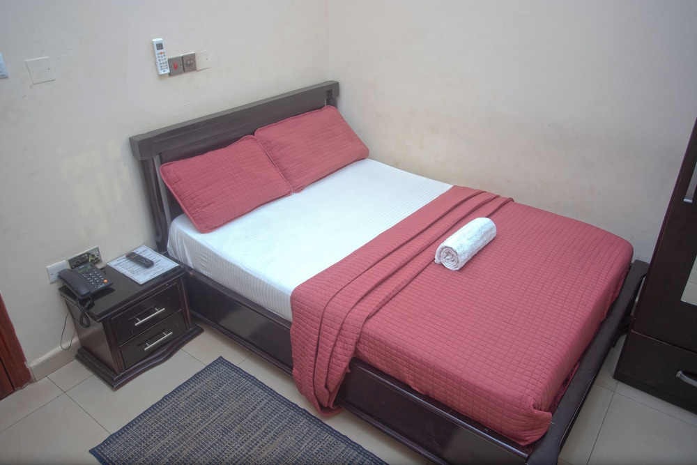 Economy Double Room photo 3