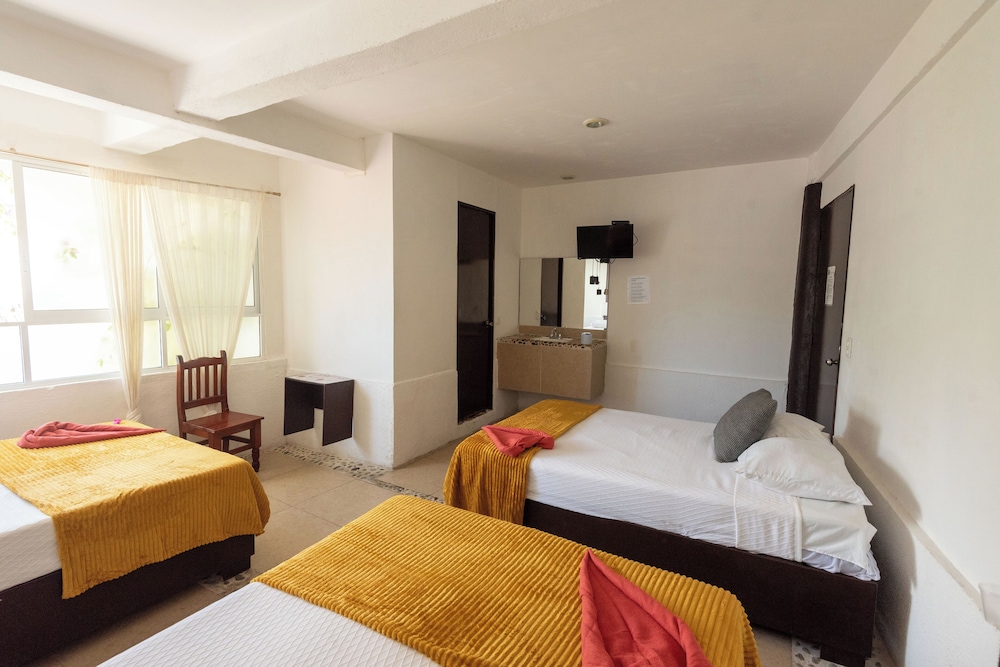 Triple Room, Balcony photo 2