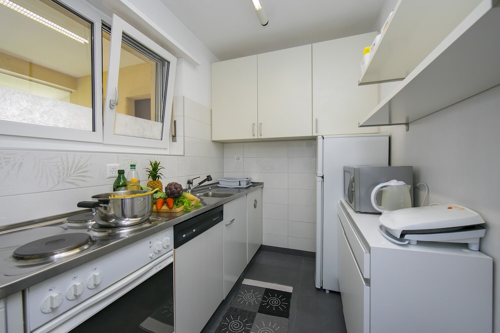 Family Apartment, Multiple Beds (Casa Verbano) photo 3
