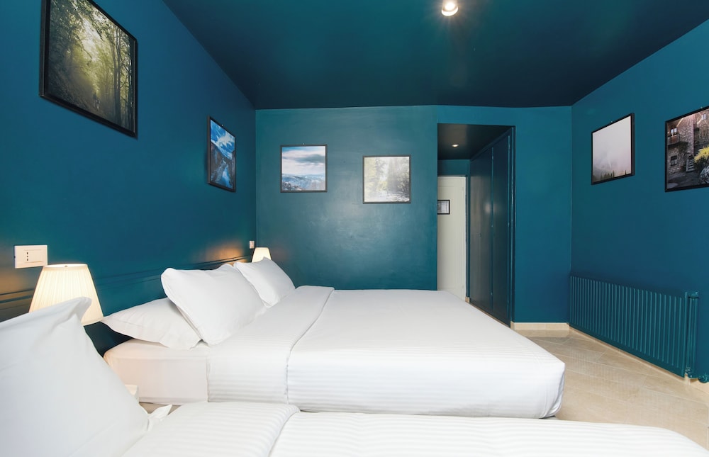 Triple Room, Mountain View