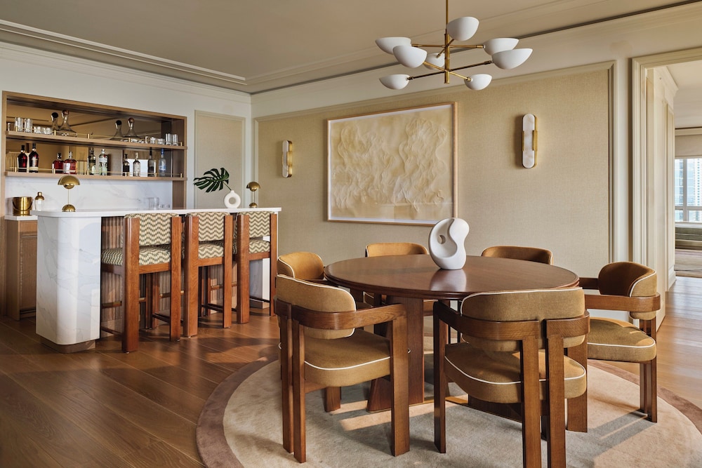 Presidential Suite (Bayfront)