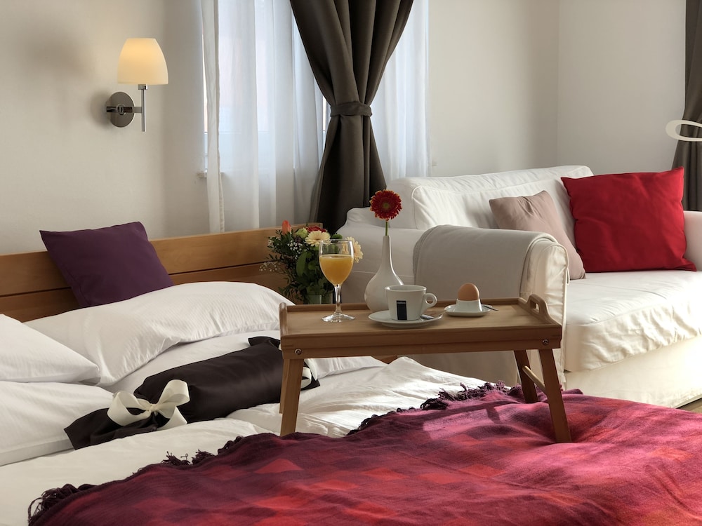 Classic Double Room, Garden View photo 3