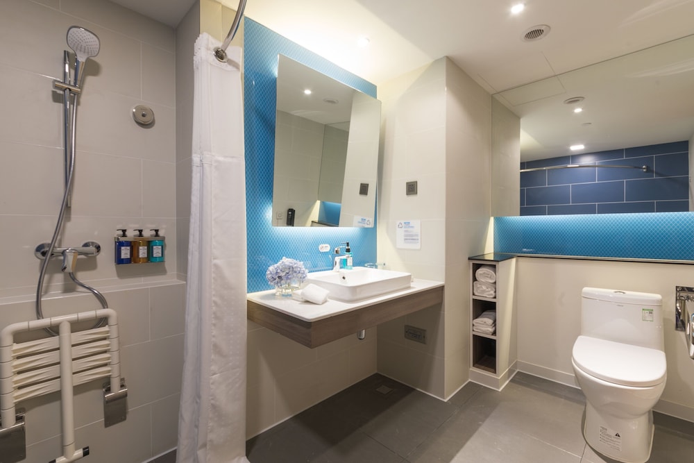 Standard Room, 2 Twin Beds (Minifridge)