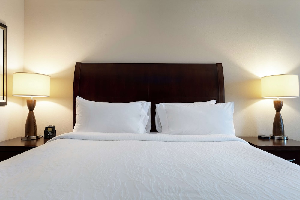 Room, 1 King Bed - Photo 8