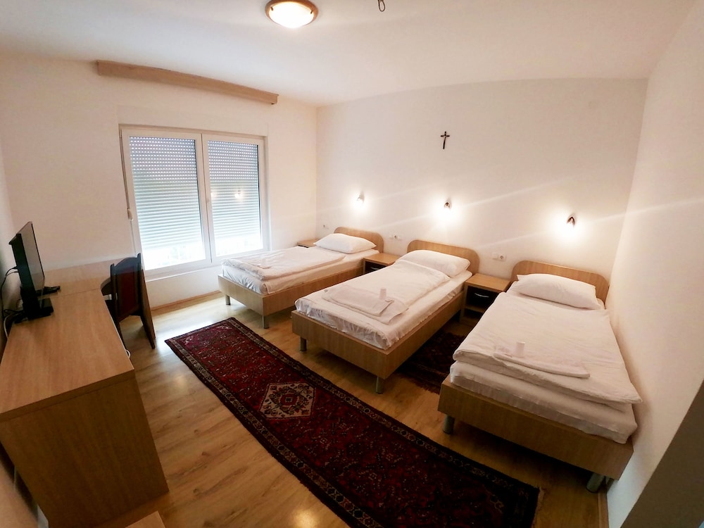 Comfort Triple Room, 3 Twin Beds, Garden View photo 2