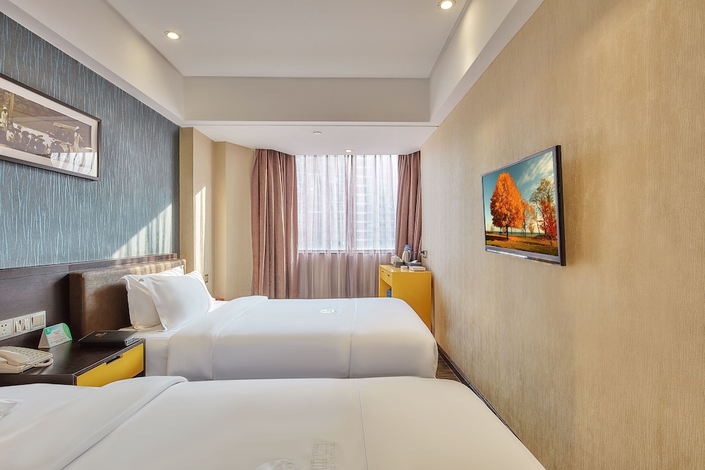 Standard Twin Room photo 1