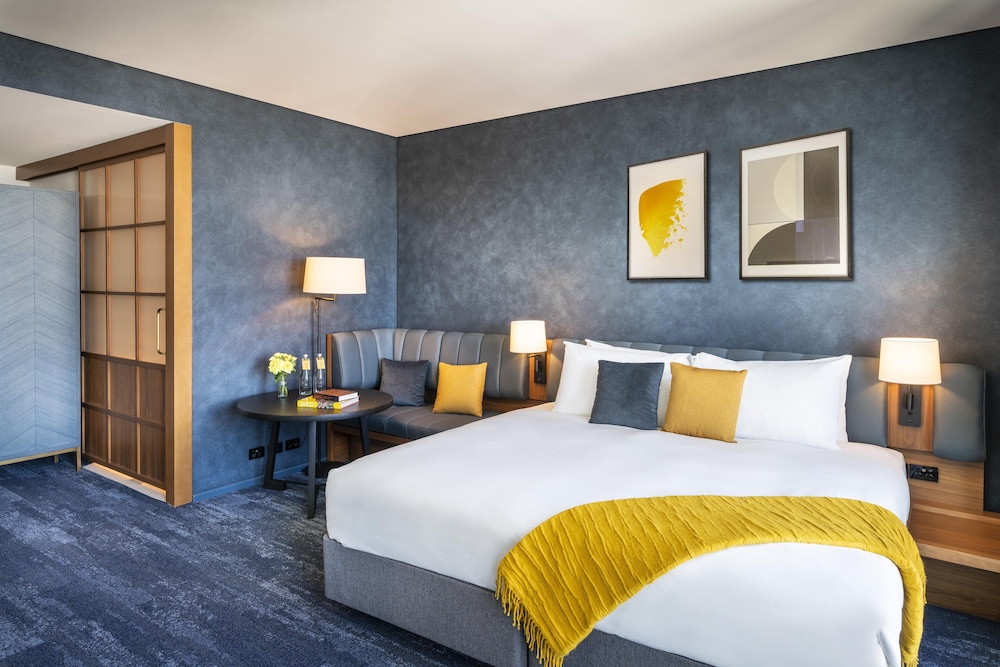 Standard Room, 1 Queen Bed, Accessible - Photo 1