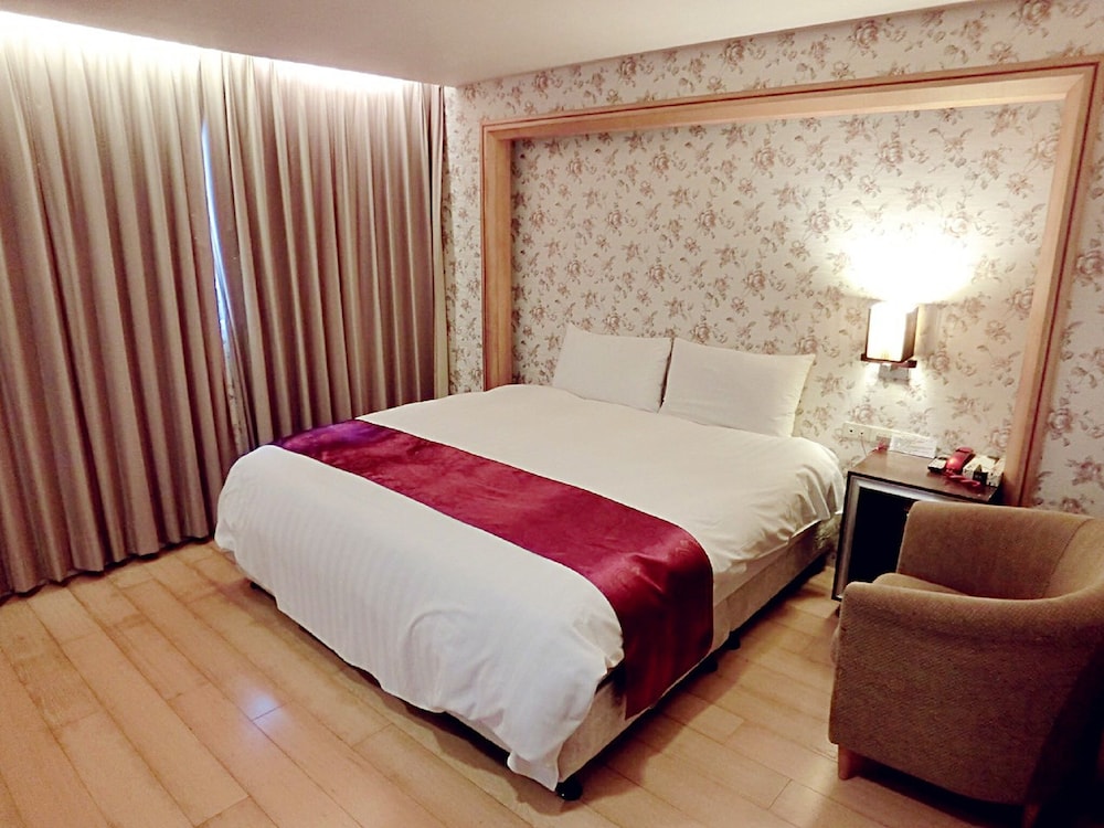 Deluxe Double Room photo 2
