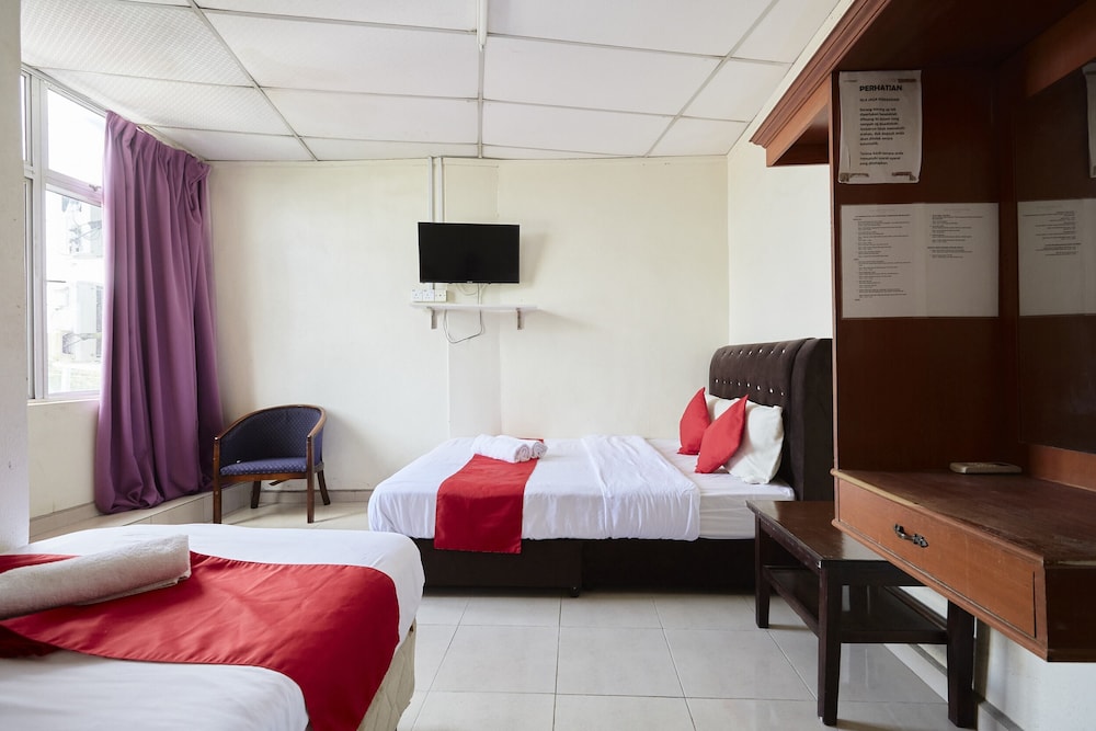 Deluxe Triple Room - Photo 2