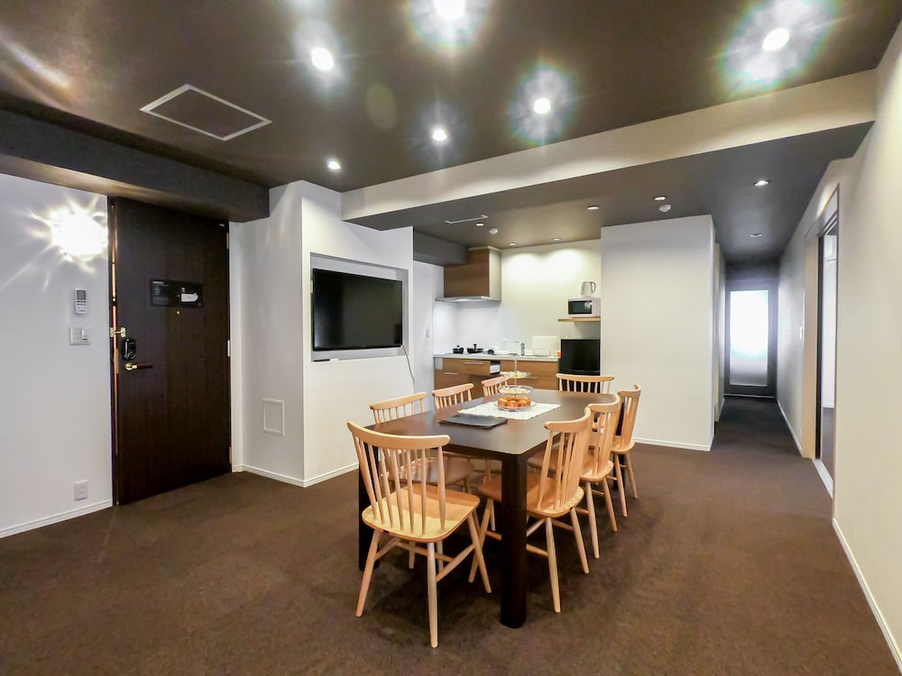 Exclusive Apartment thumbnail 5