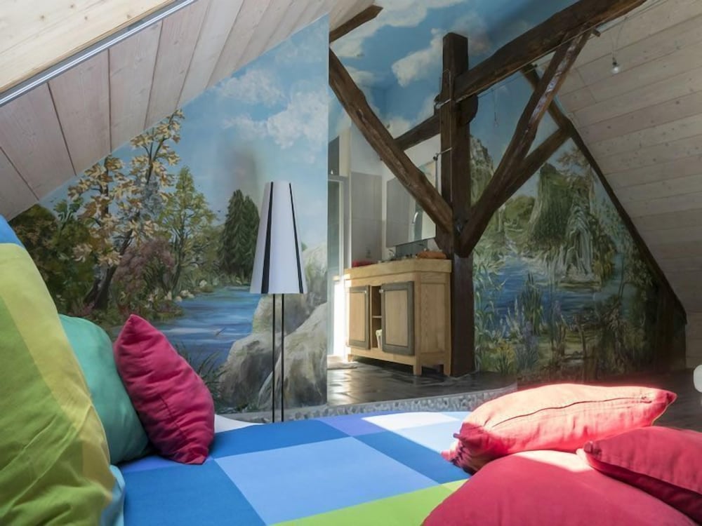 Suite, Sauna (Fée Mélusine, lit rond)