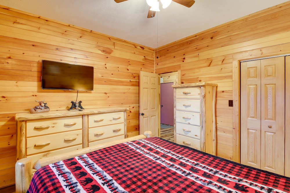 Room, 2 Queen Beds, Accessible, Non Smoking photo 1