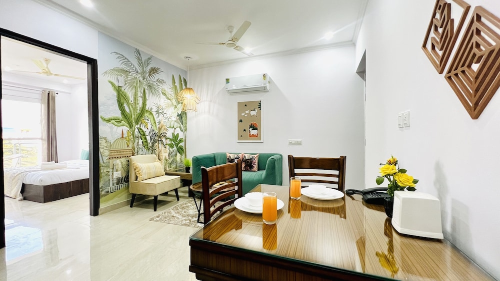 Premier One Bedroom Apartment - Photo 5