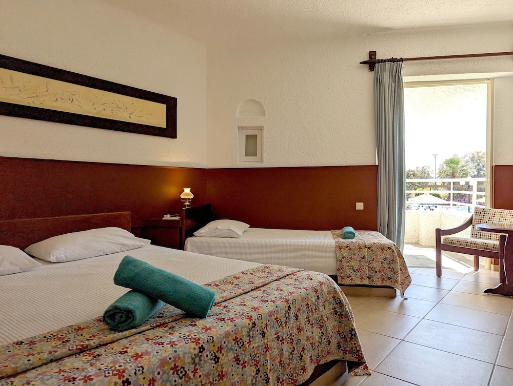 Bungalow, Partial Sea View