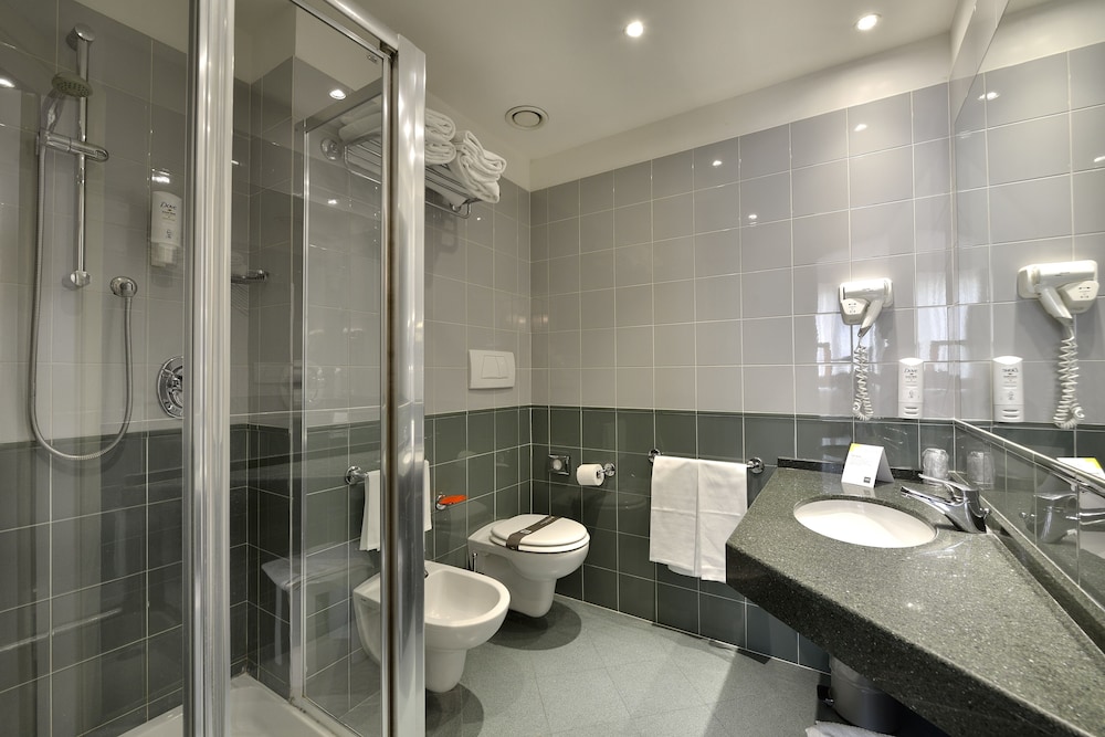 Comfort Double Room Single Use - Photo 8