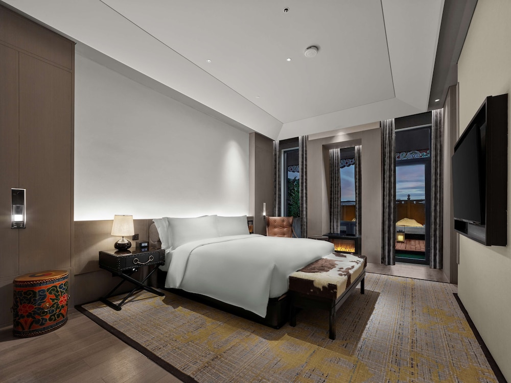Suite, 1 Bedroom photo 2