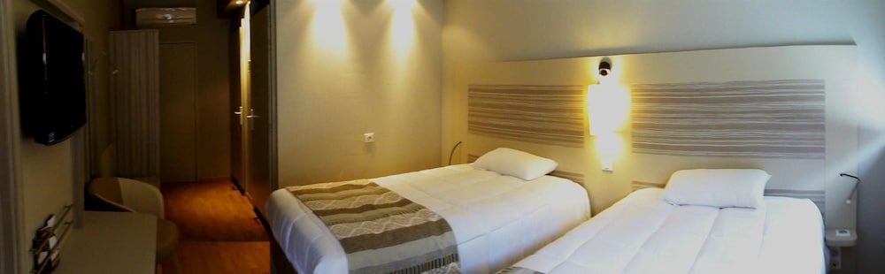 Superior Room, 2 Twin Beds - Photo 2