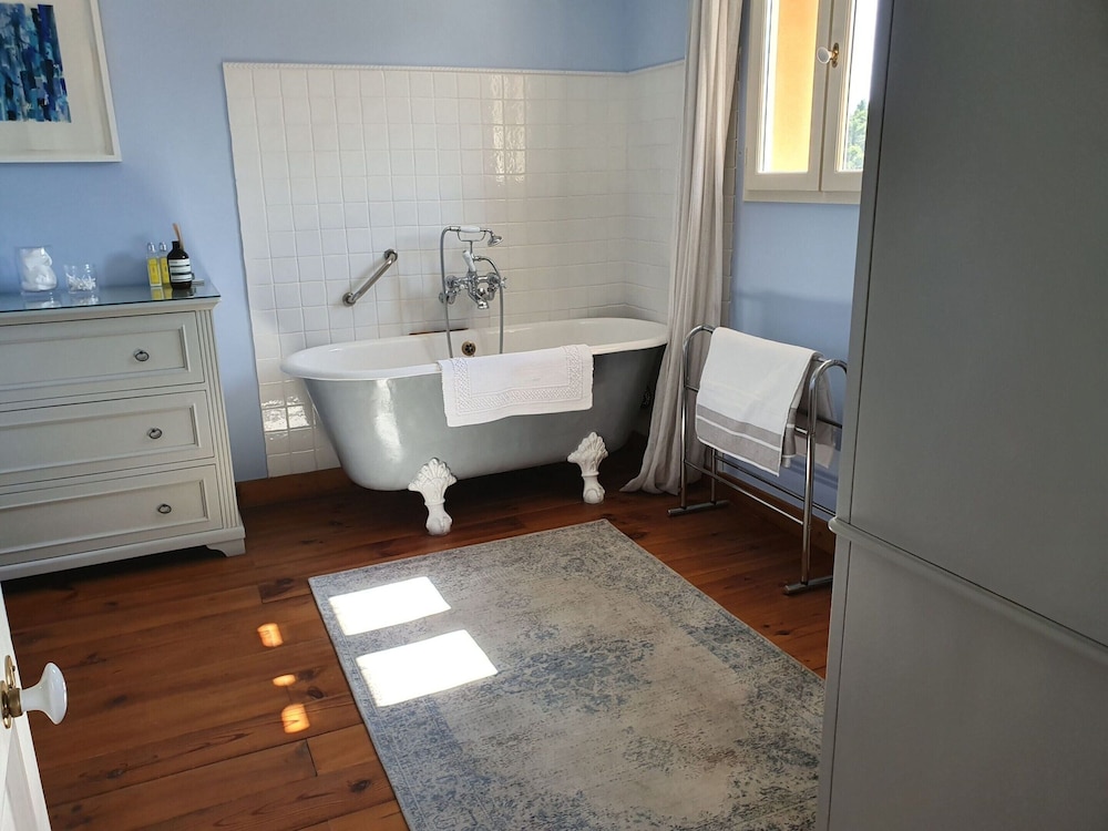 House photo 2