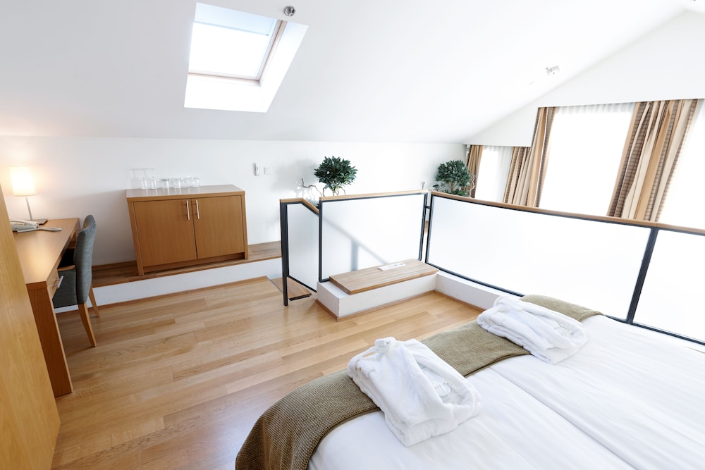 Junior Suite - Photo 2