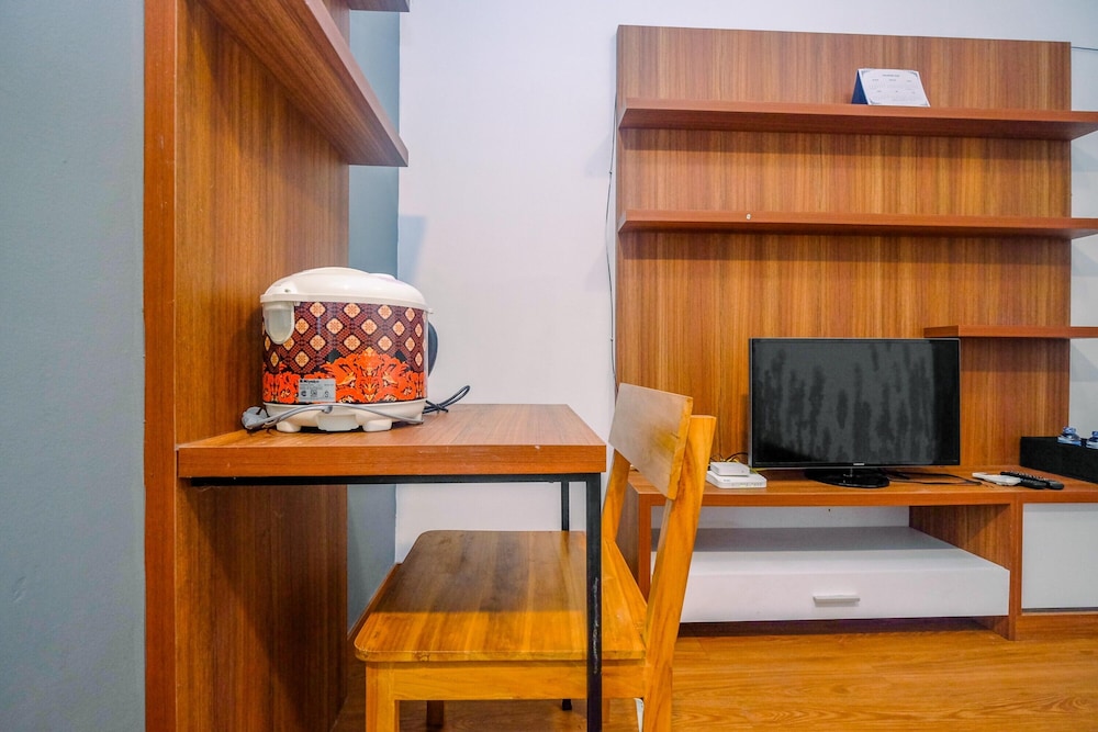 Room - Photo 9
