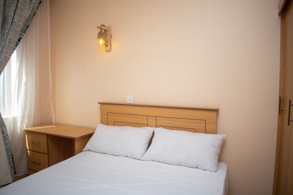 Basic Double Room photo 2