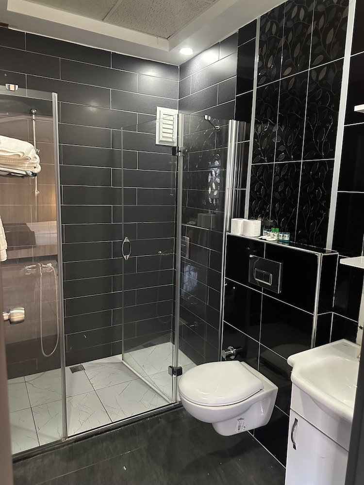 Standard Triple Room - Photo 4