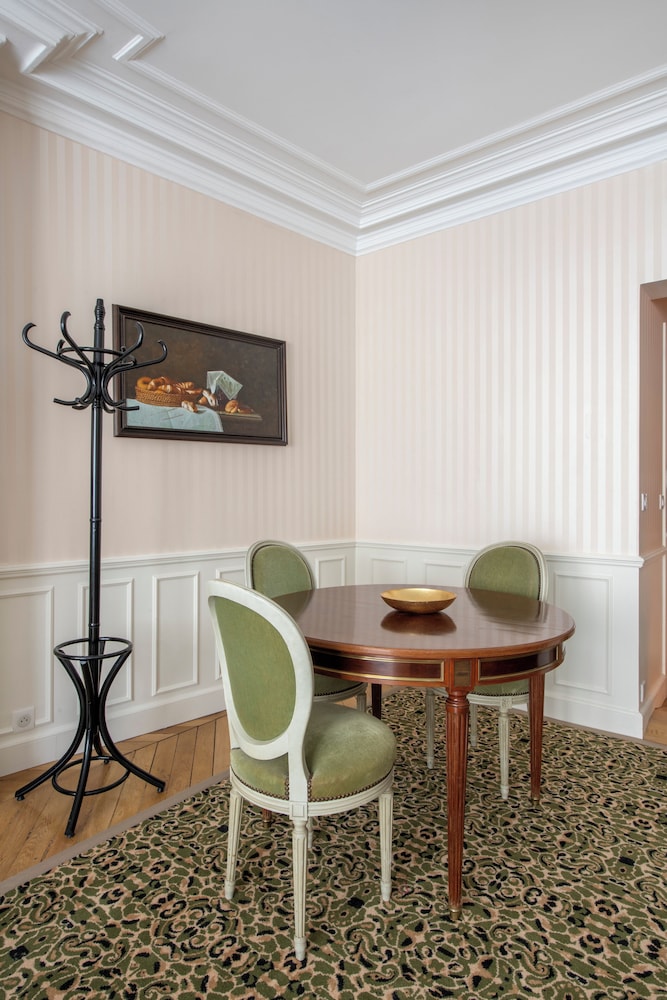 Deluxe Studio Suite (JADE) photo 2