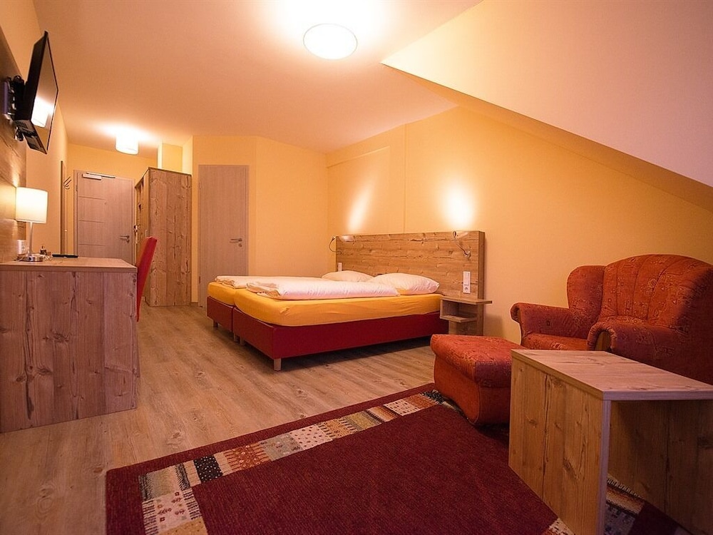 Deluxe Double or Twin Room, Ensuite