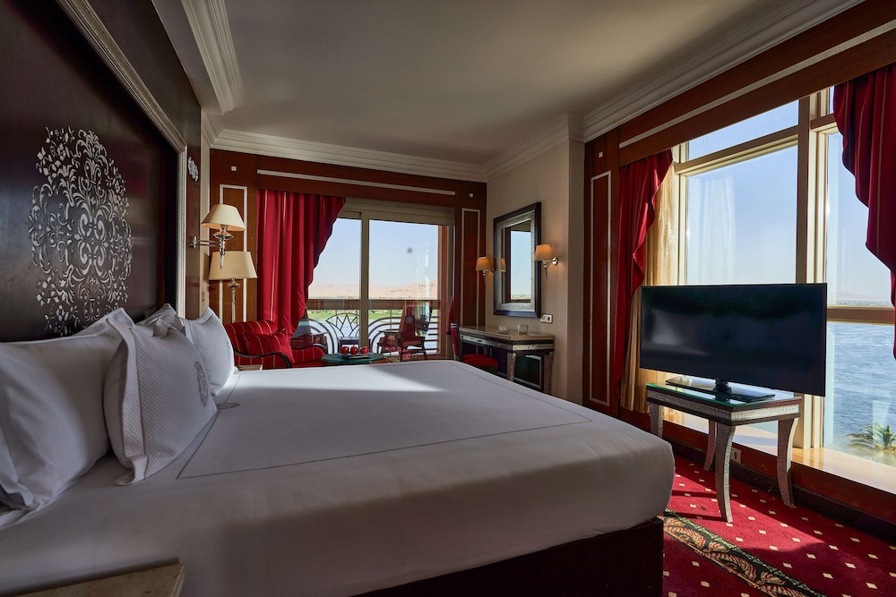 Ambassador Suite