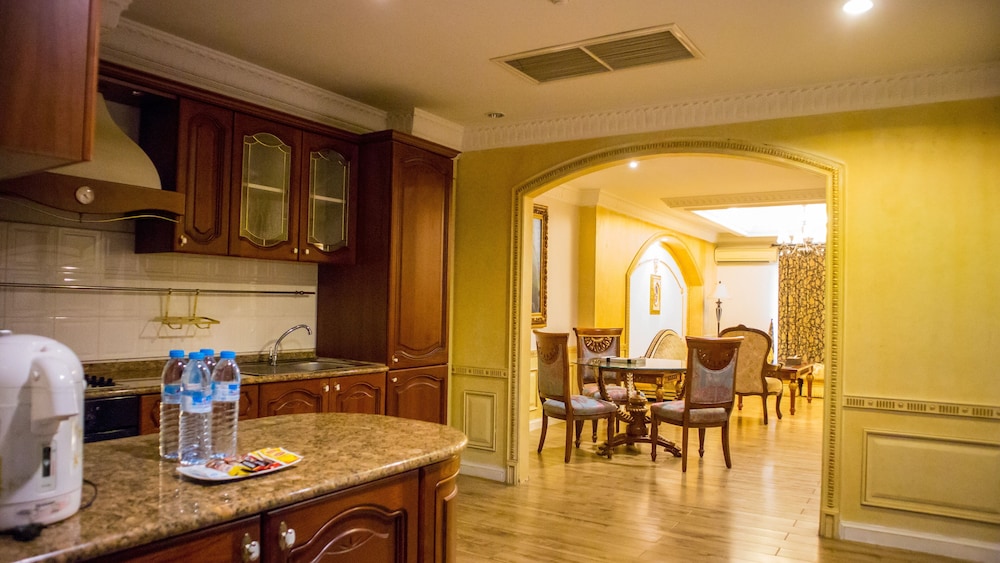 Two bedroom Suite - Photo 10