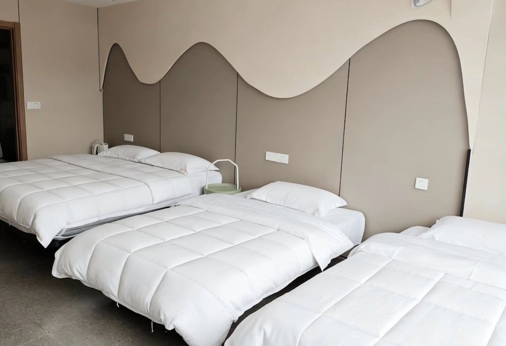 Family Triple Room, Balcony, Courtyard View
