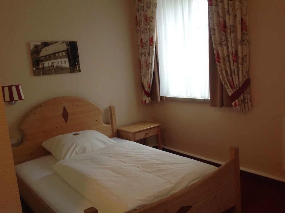 Single Room photo 1