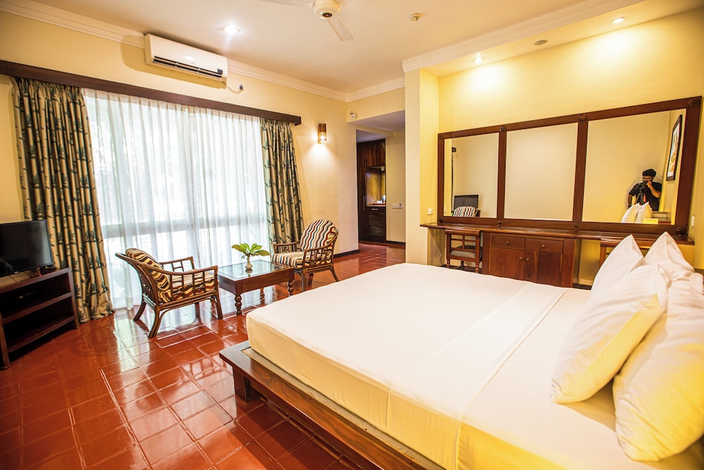 Deluxe Room - Photo 3