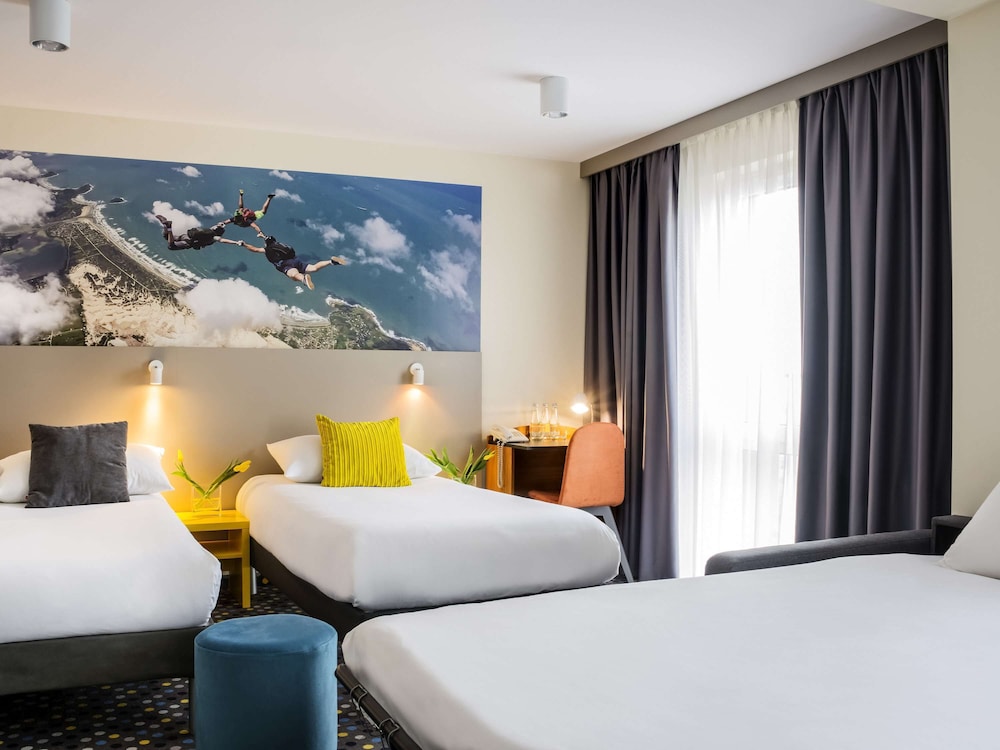 Standard Room, Multiple Beds - Photo 2