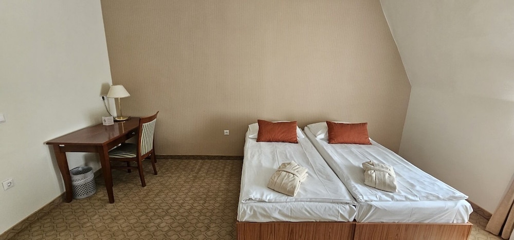 Premium Quadruple Room photo 2