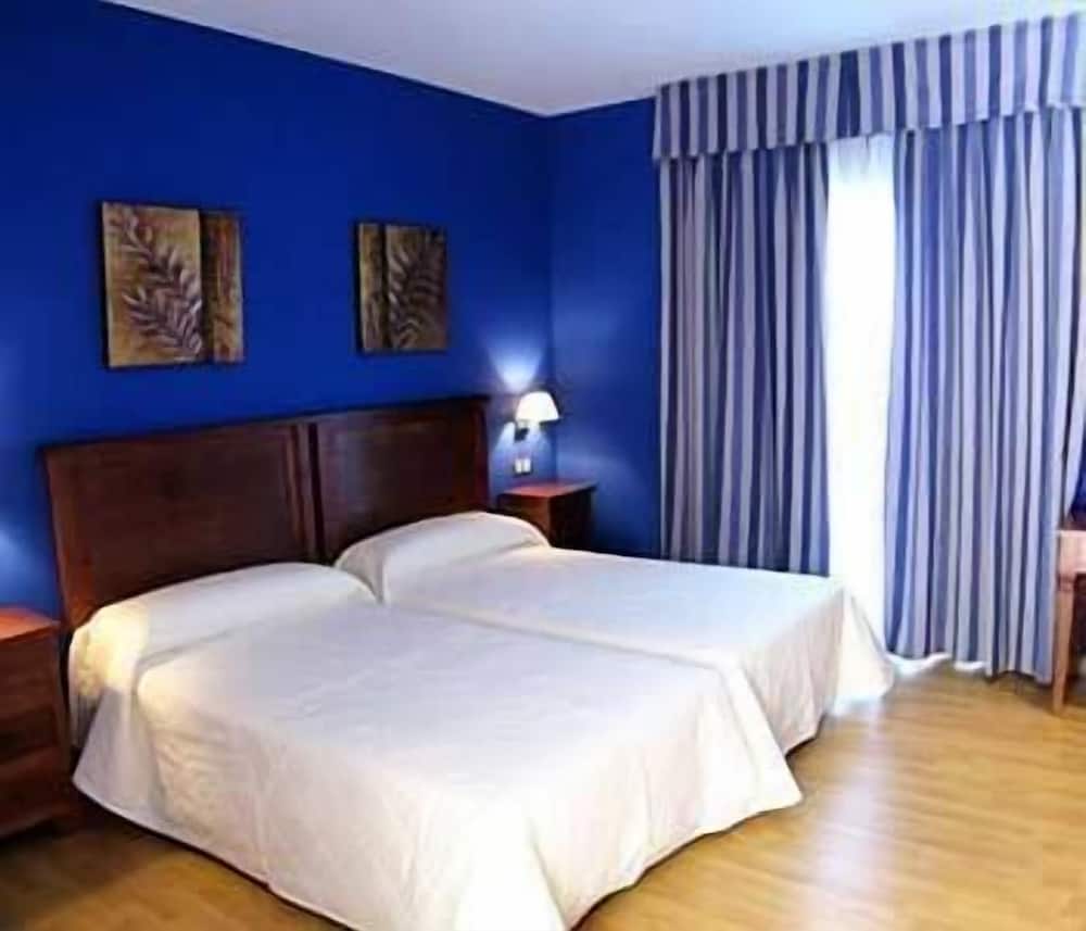 Double Or Twin Room photo 2