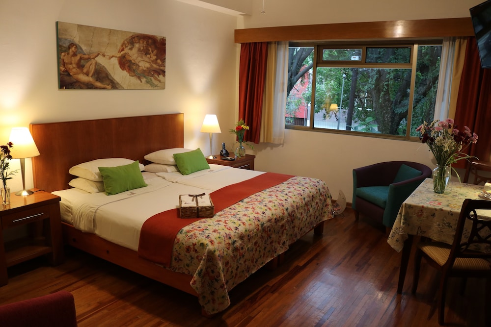 Standard Room, 1 King Bed