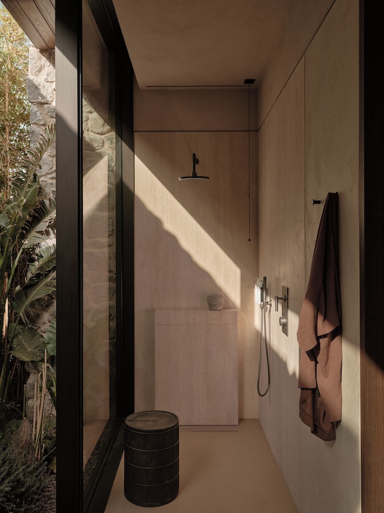 Villa photo 3